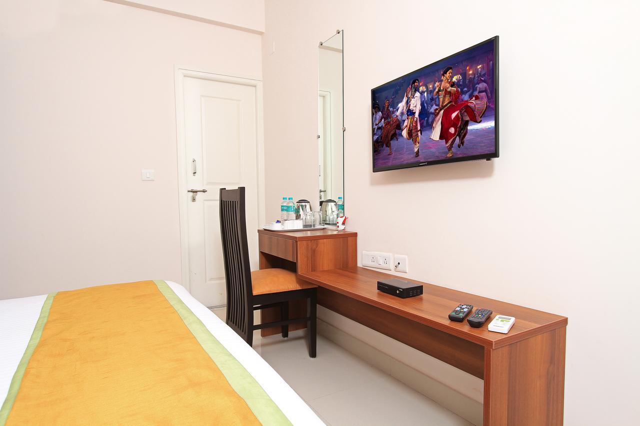 Arra Grande Suites - Nearest Airport Hotels Bangalore Devanahalli Екстер'єр фото